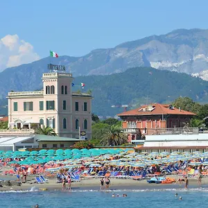 3* Szálloda Italia